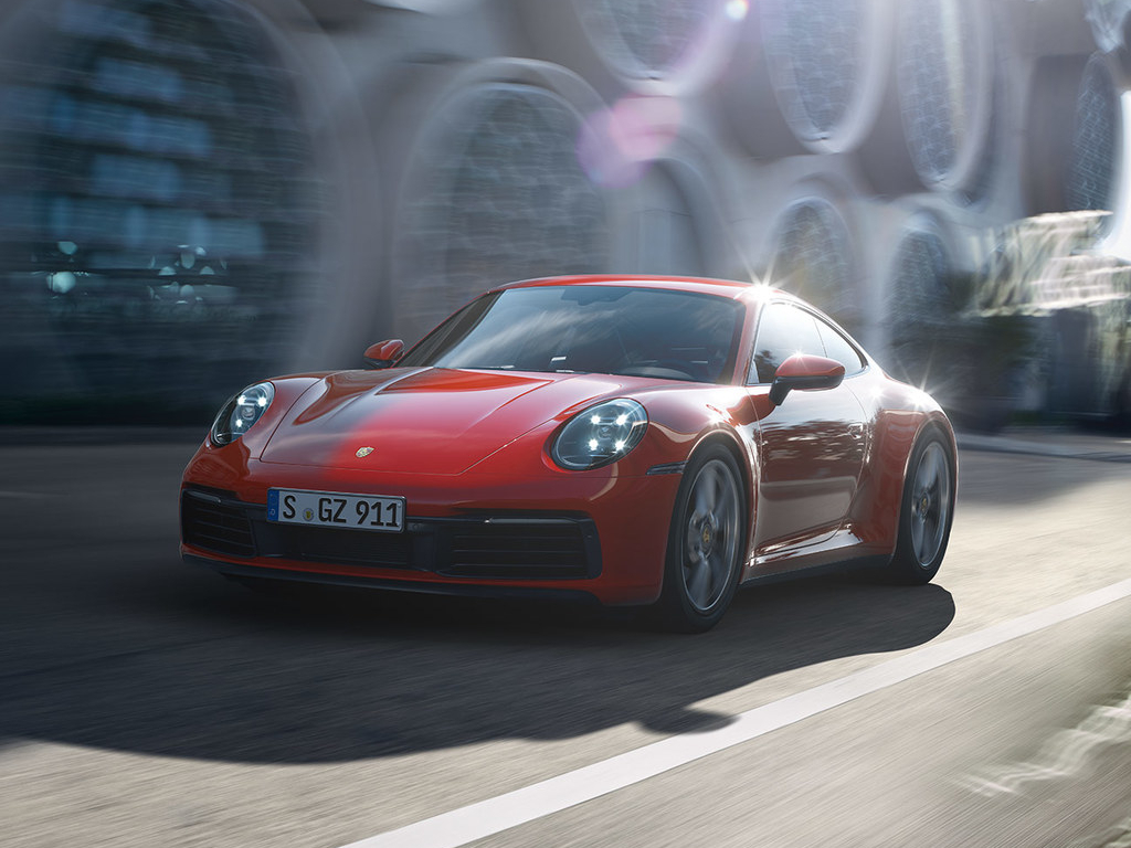 uusi Porsche 911