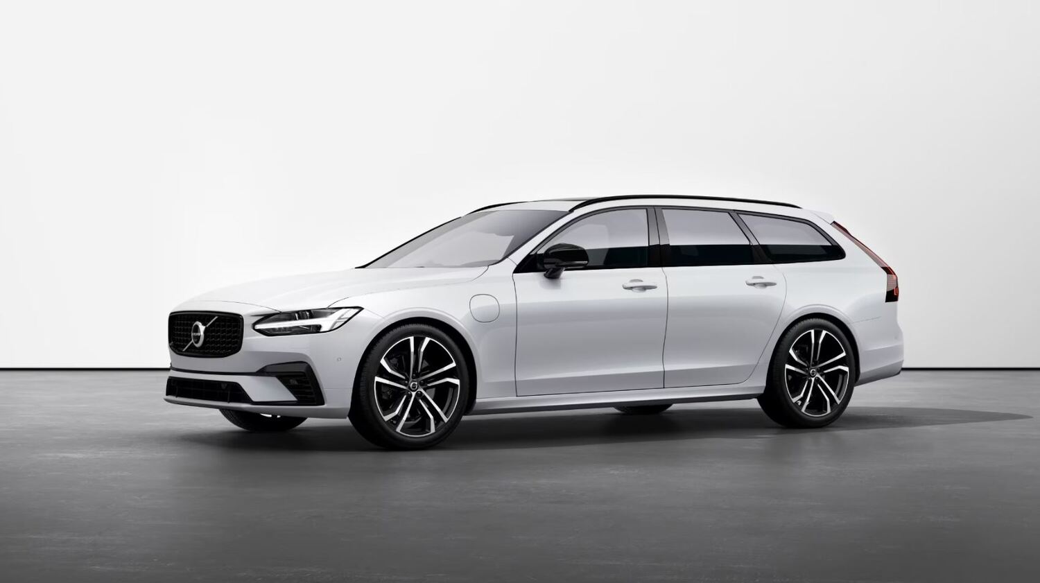 uusi Volvo V90