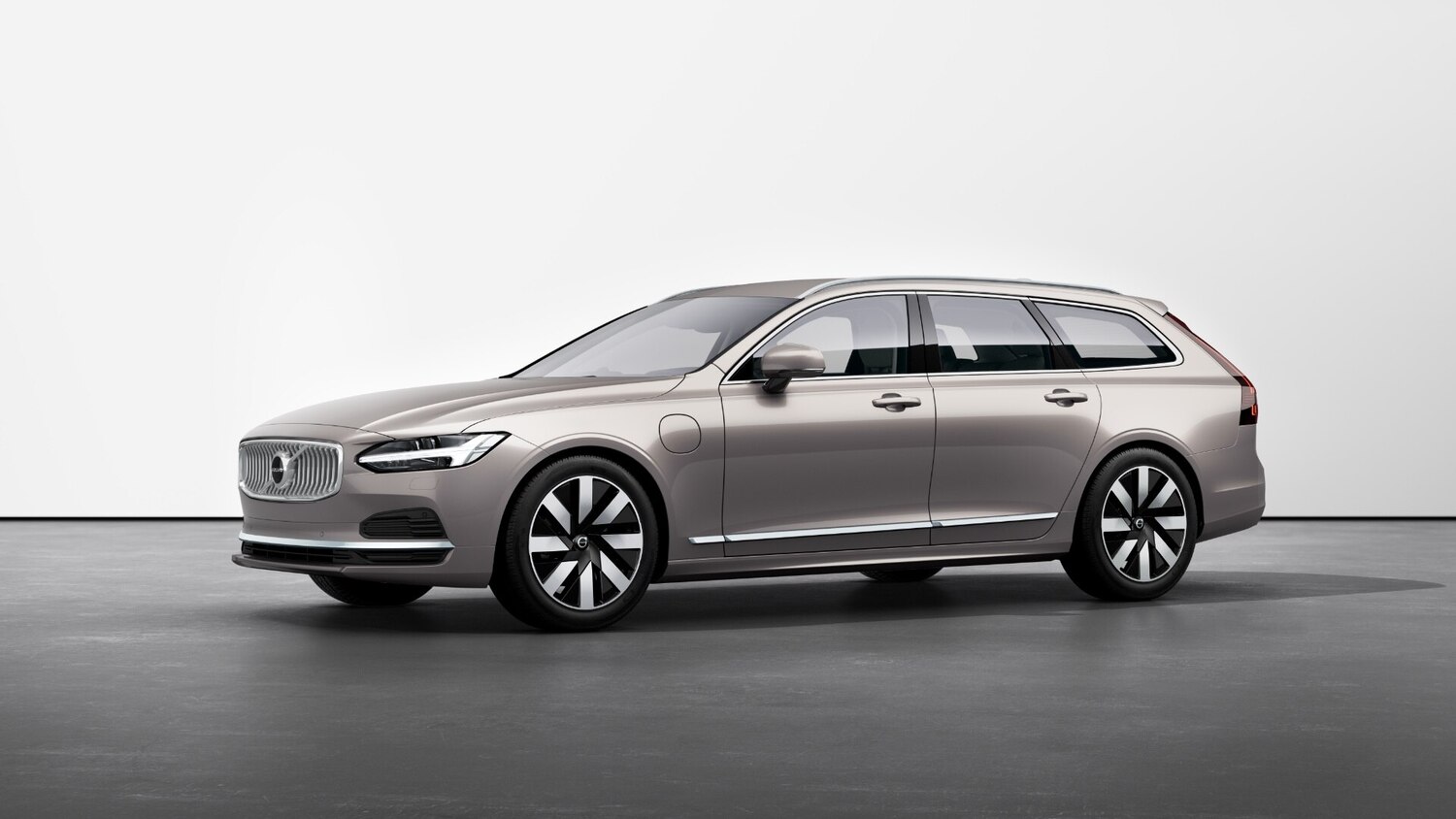 uusi Volvo V90
