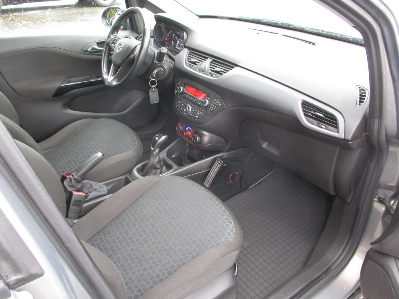 Opel Corsa vaihtoauto