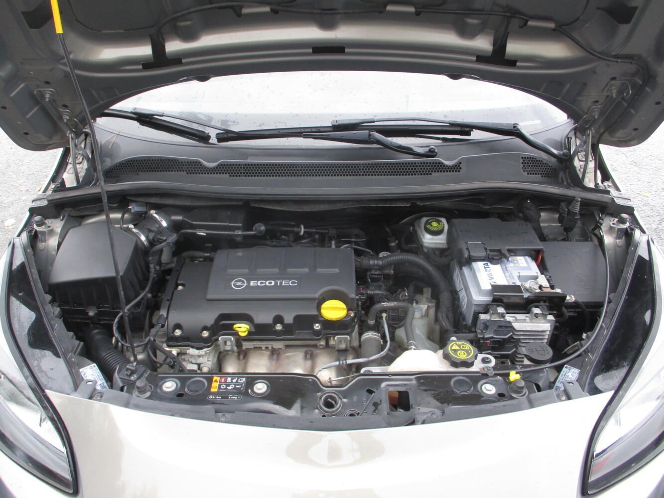 Opel Corsa vaihtoauto