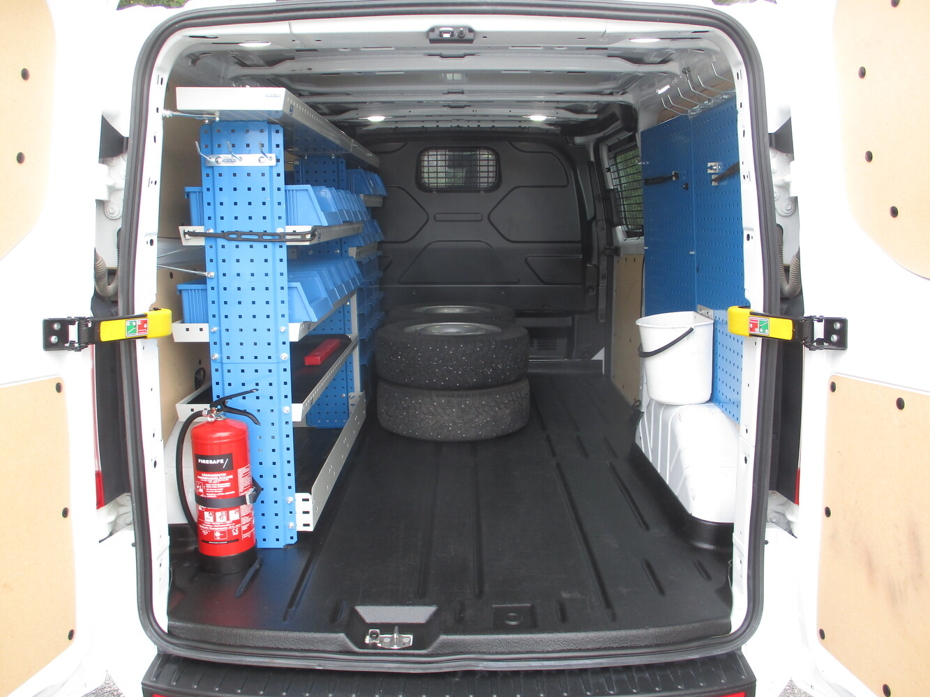 Ford Transit Connect vaihtoauto