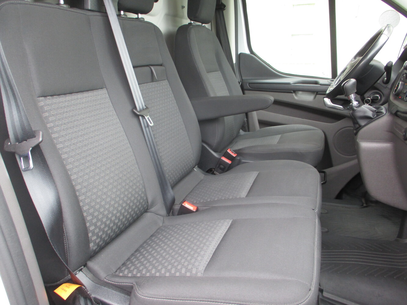 Ford Transit Connect vaihtoauto
