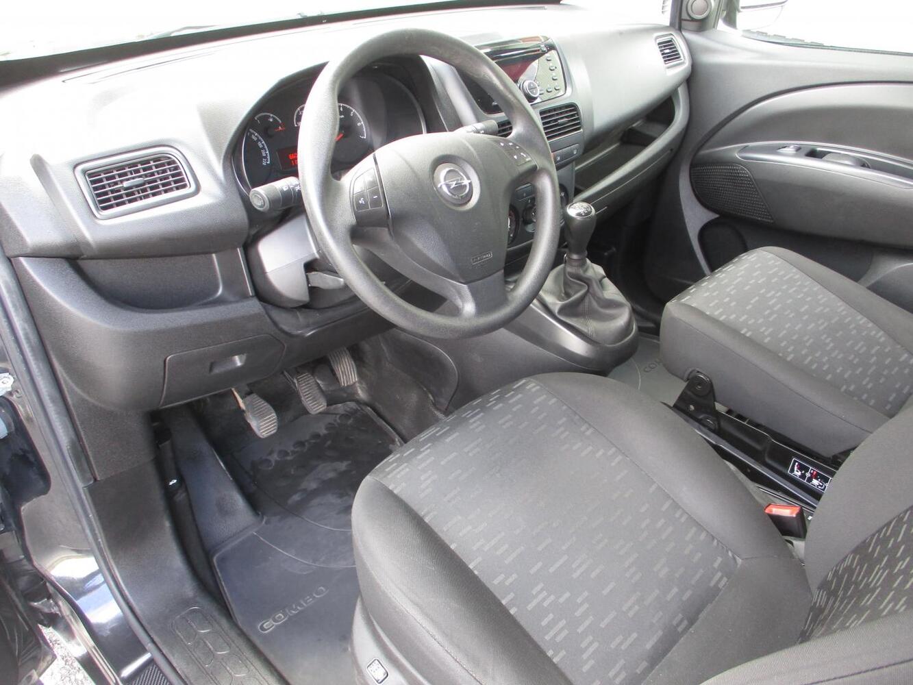 Opel Combo vaihtoauto