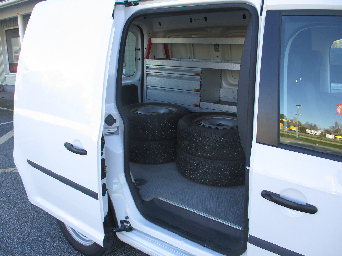 Volkswagen Caddy vaihtoauto