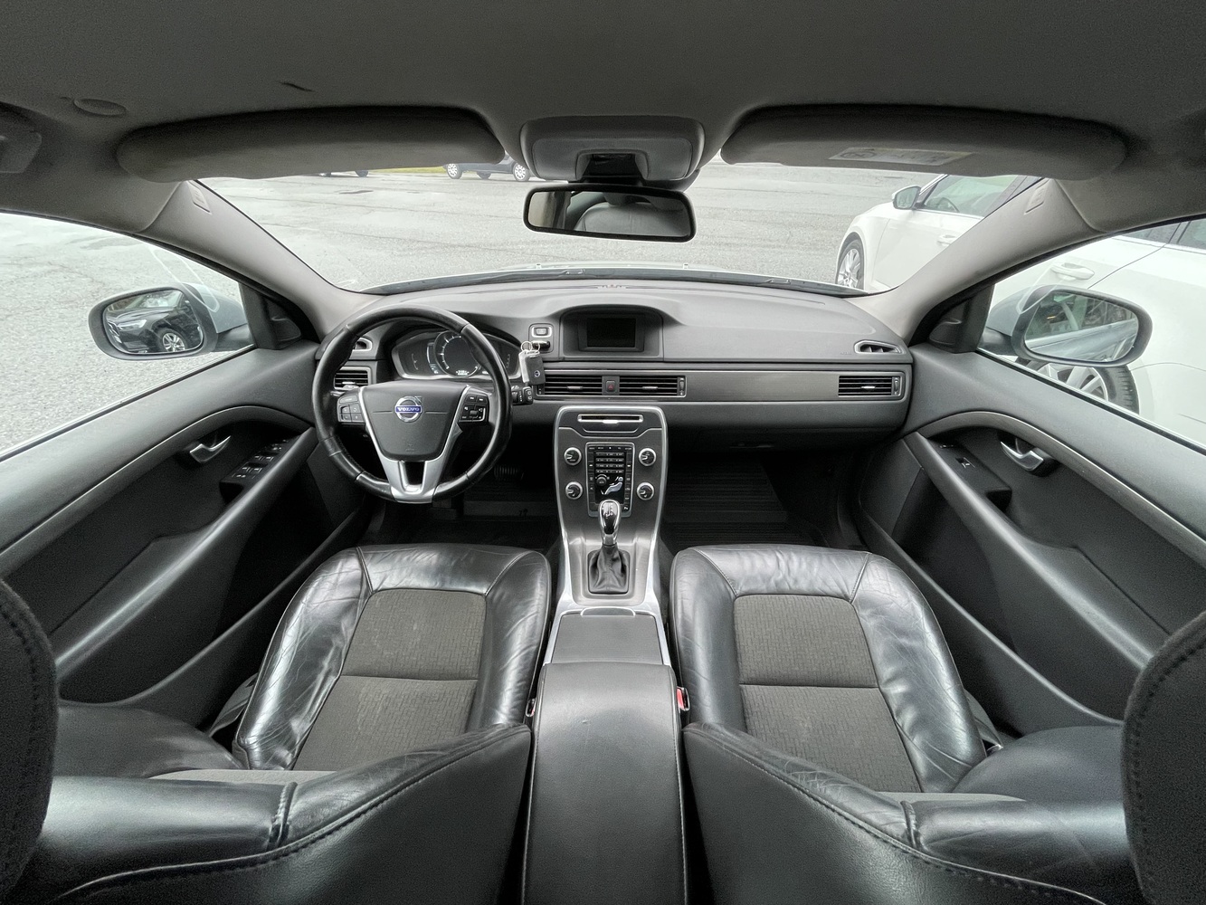 Volvo V70 vaihtoauto