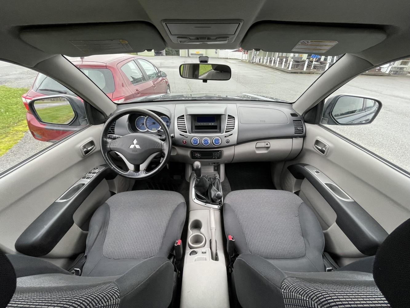 Mitsubishi L200 vaihtoauto