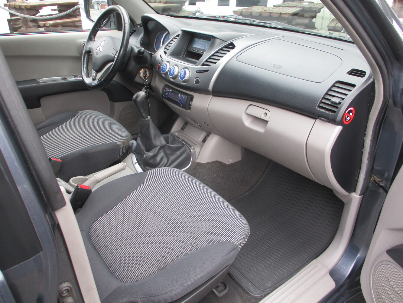 Mitsubishi L200 vaihtoauto