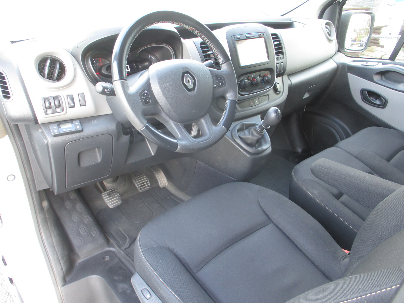 Renault Trafic vaihtoauto