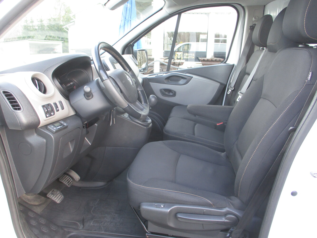 Renault Trafic vaihtoauto