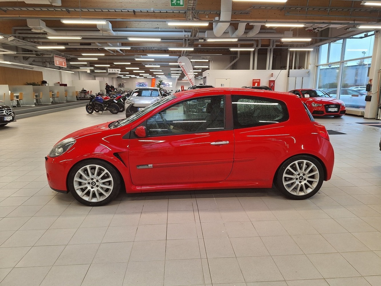 Renault Clio vaihtoauto