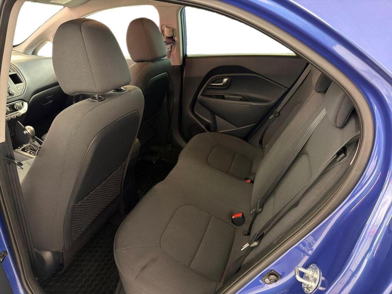 Kia Rio vaihtoauto