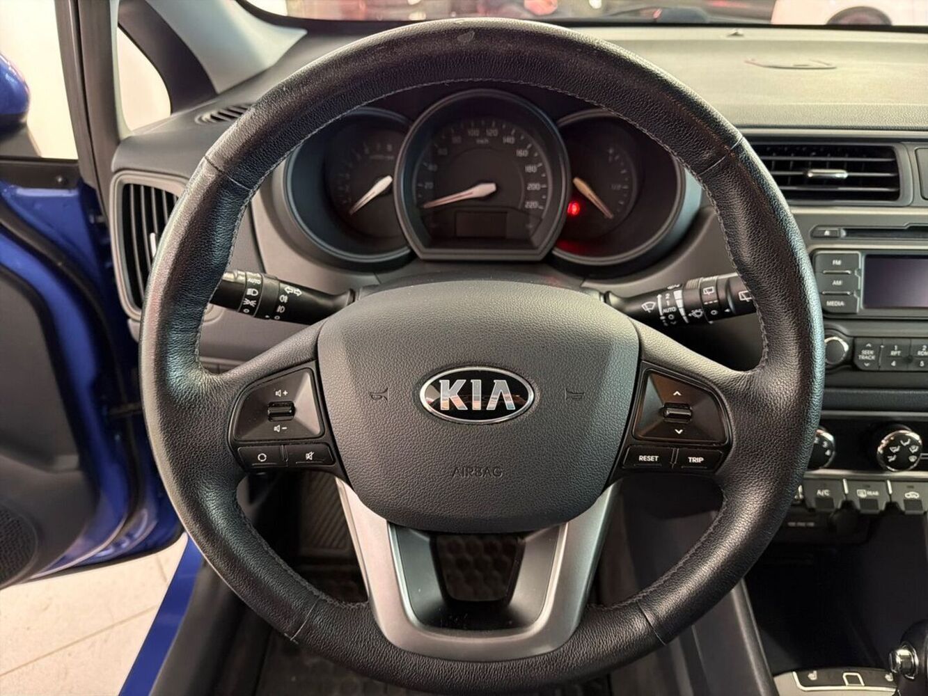Kia Rio vaihtoauto