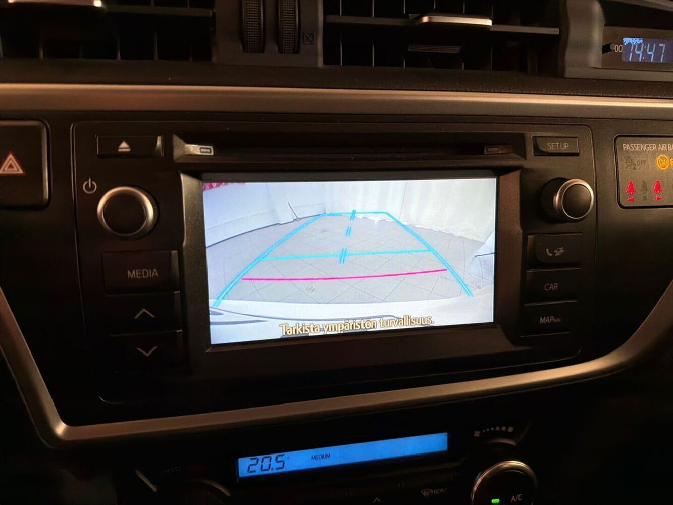 Toyota Auris vaihtoauto
