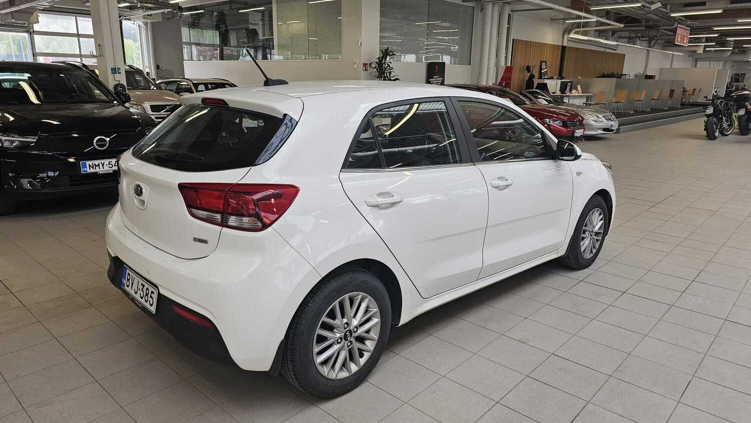 Kia Rio vaihtoauto