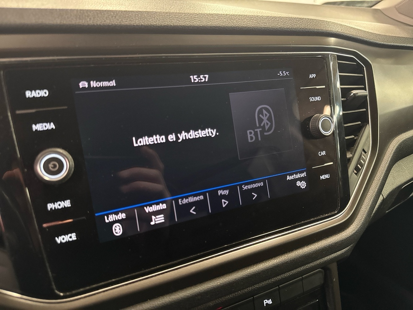 Volkswagen T-Roc vaihtoauto