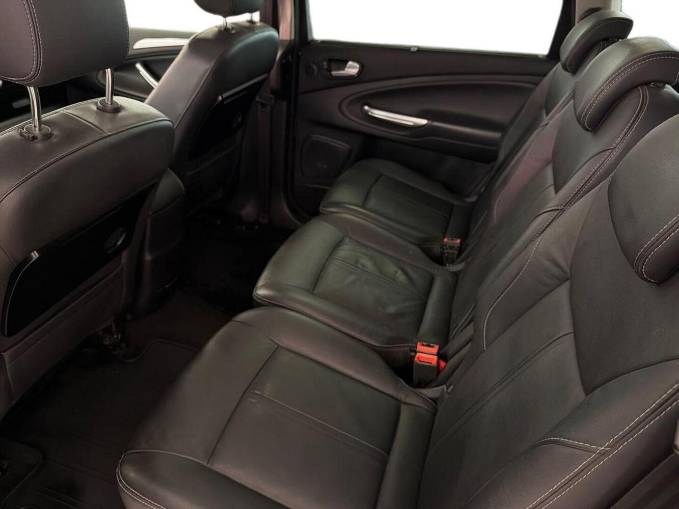 Ford S-MAX vaihtoauto
