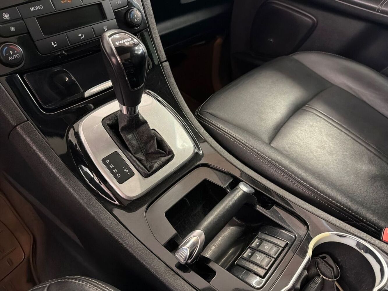Ford S-MAX vaihtoauto