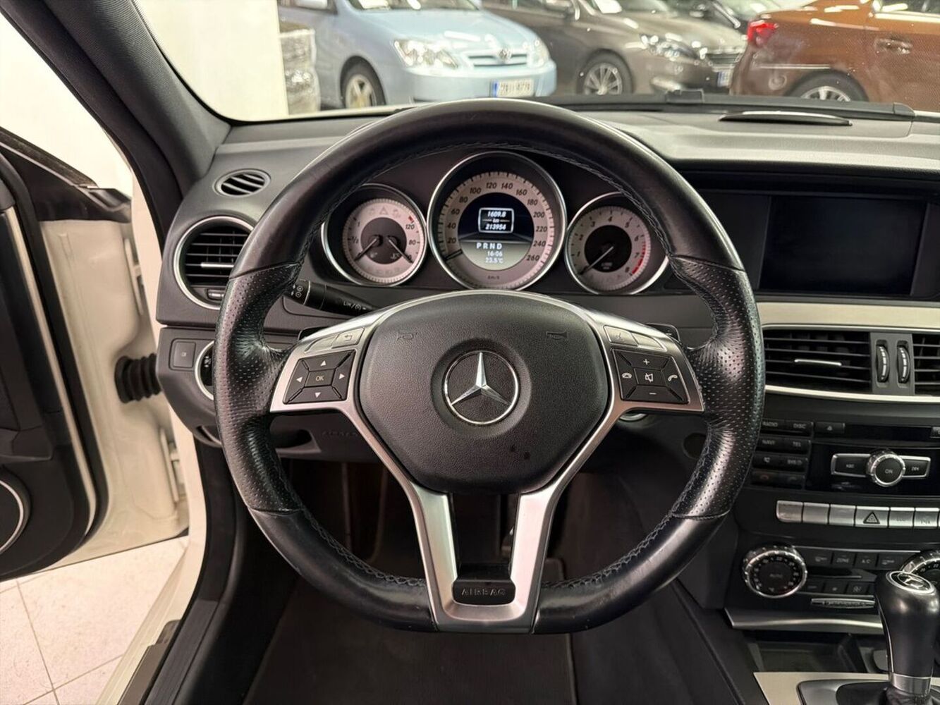 Mercedes-Benz C vaihtoauto