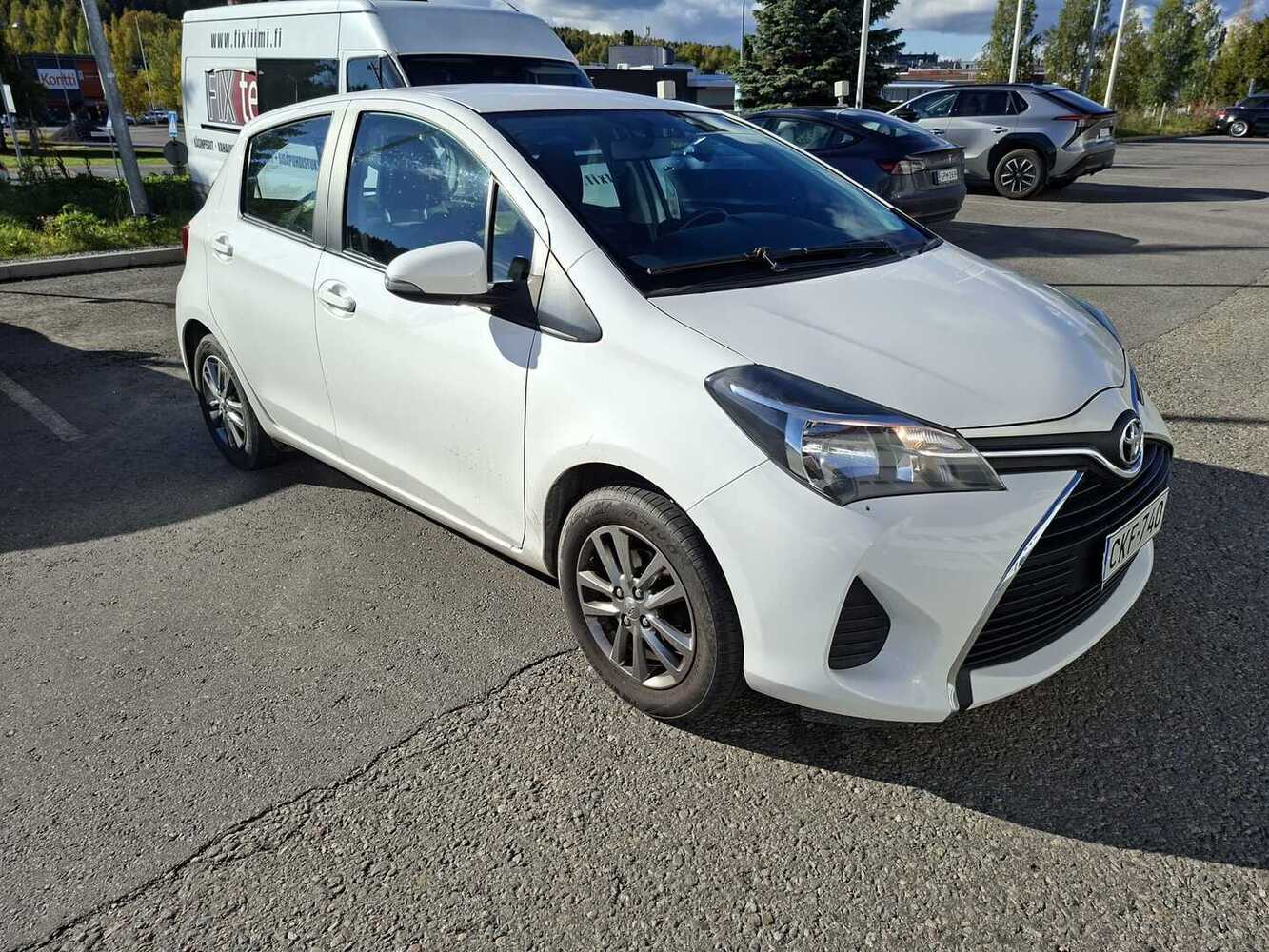 Toyota Yaris vaihtoauto