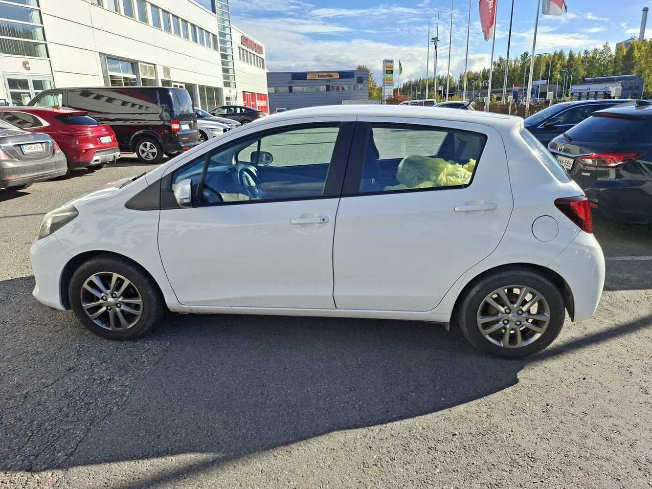Toyota Yaris vaihtoauto