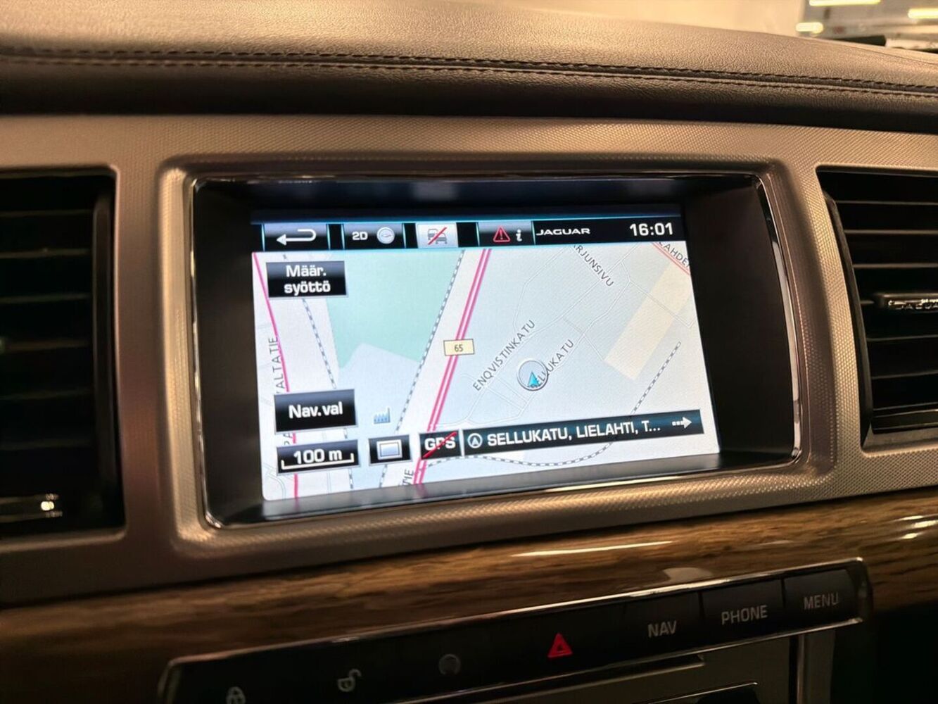 Jaguar XF vaihtoauto