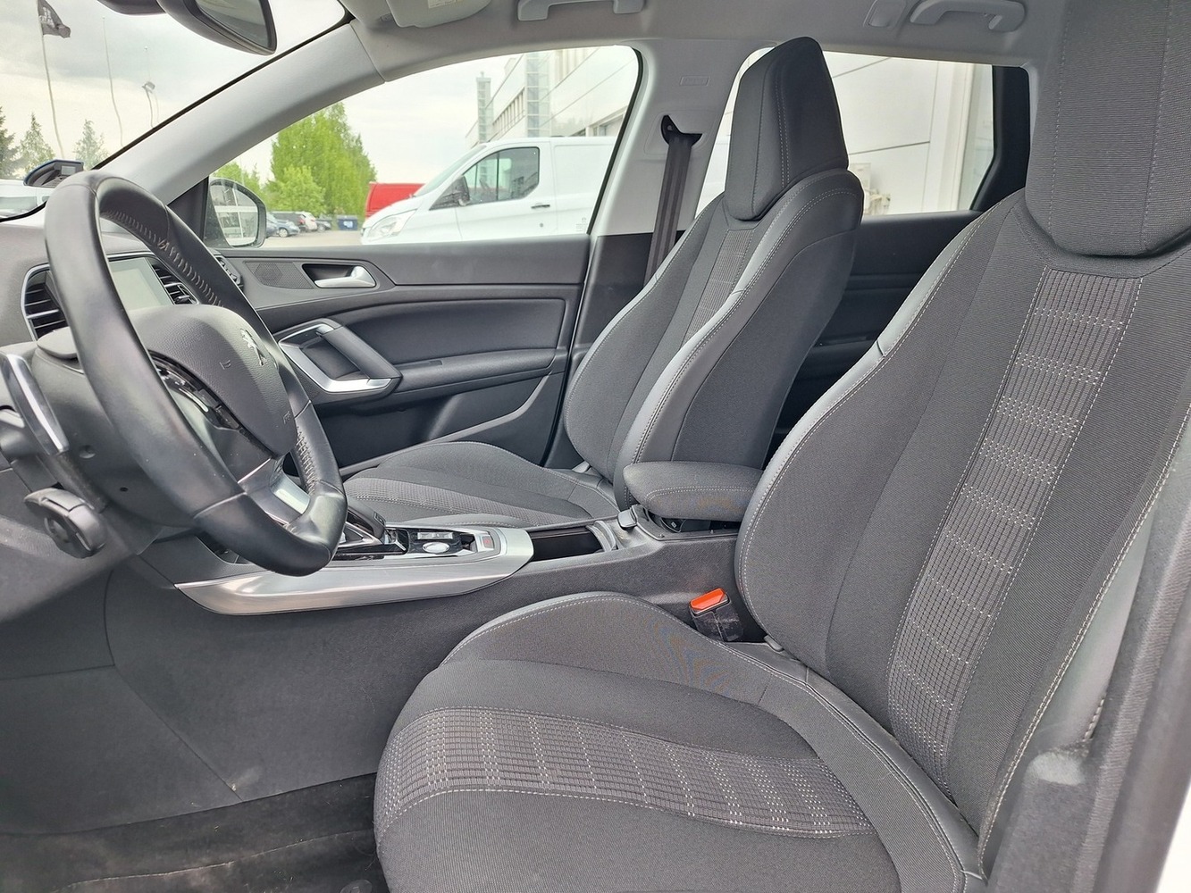 Peugeot 308 vaihtoauto