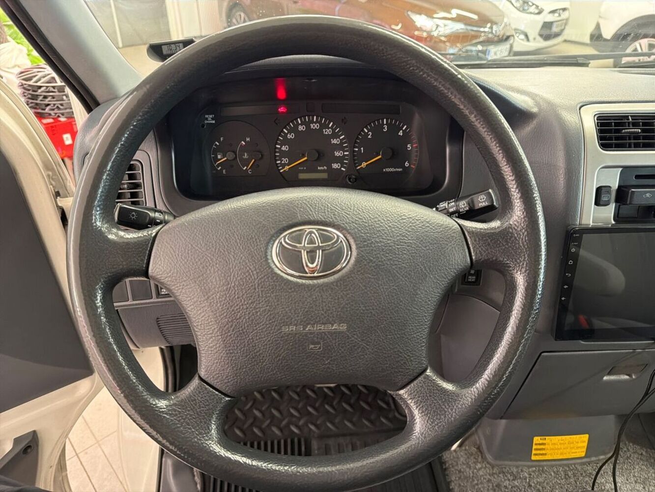 Toyota Hiace vaihtoauto