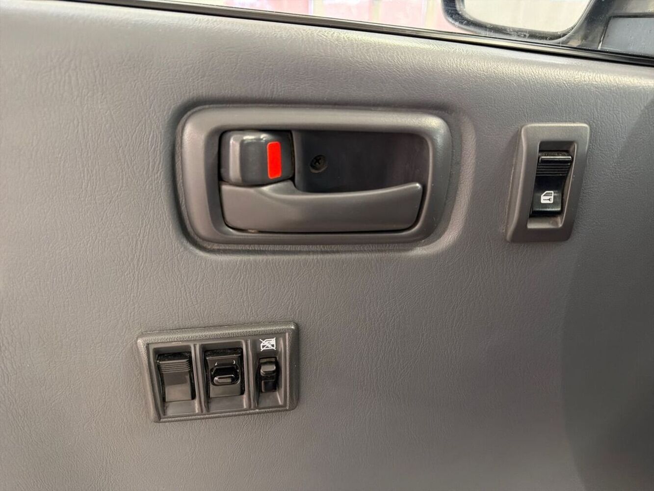 Toyota Hiace vaihtoauto