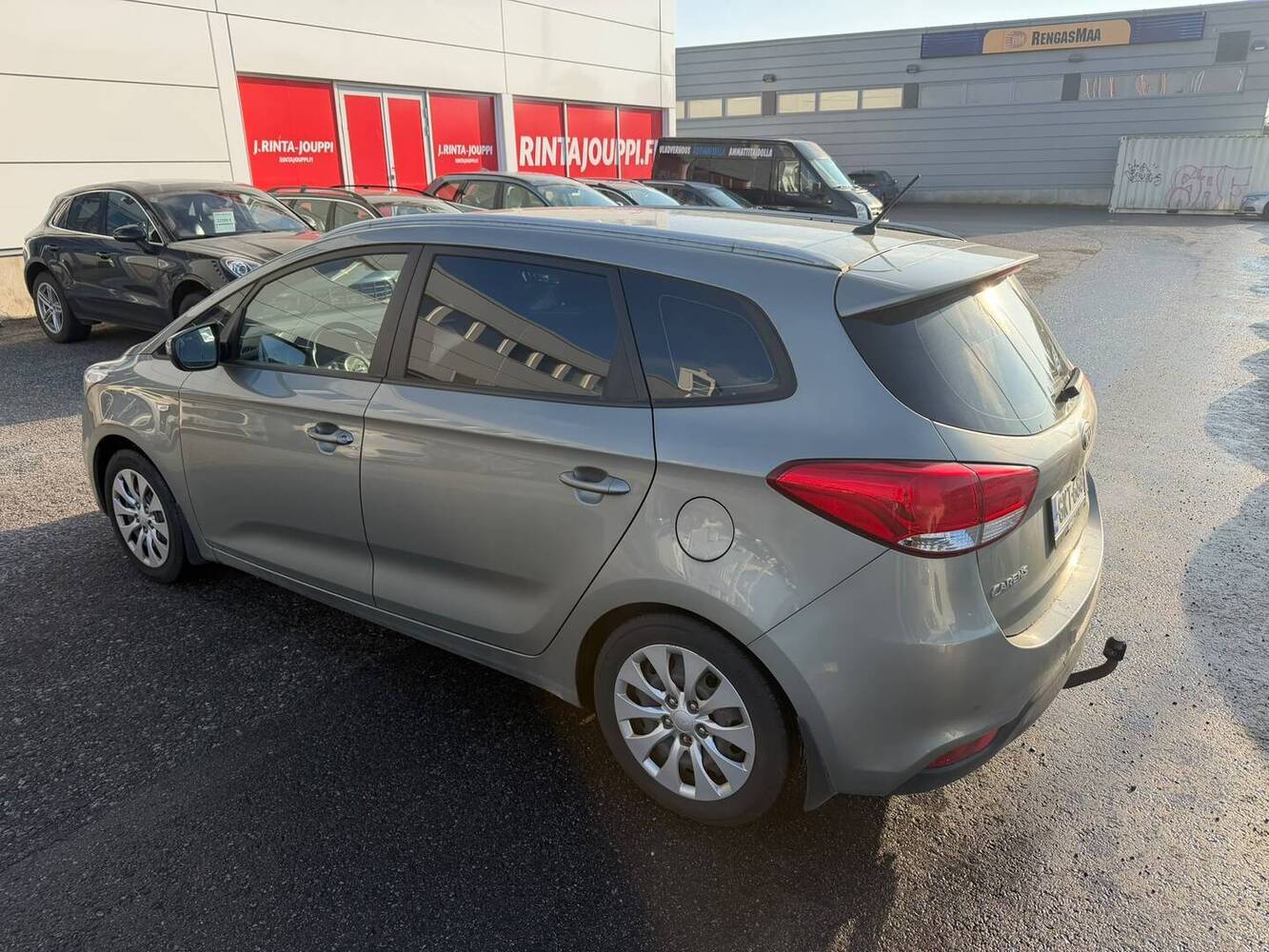 Kia Carens vaihtoauto