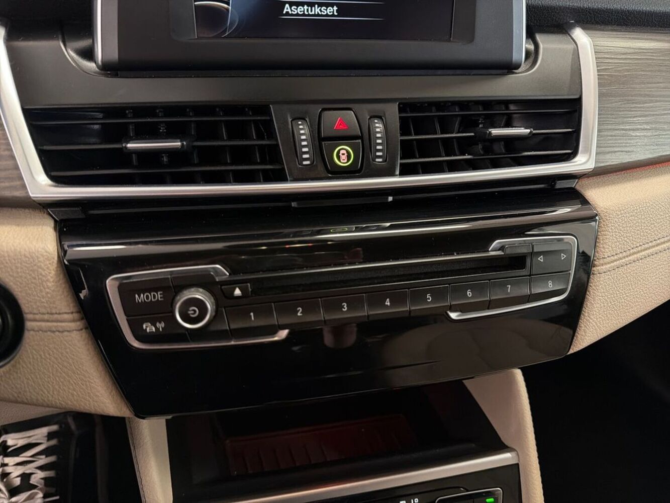 BMW 216 vaihtoauto