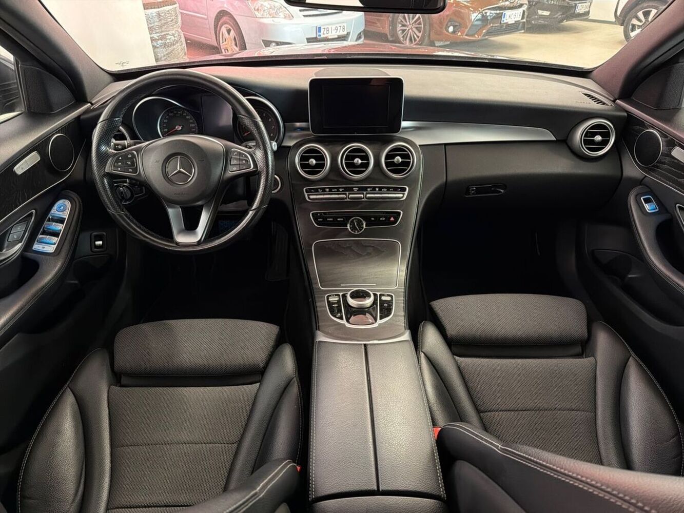 Mercedes-Benz C vaihtoauto