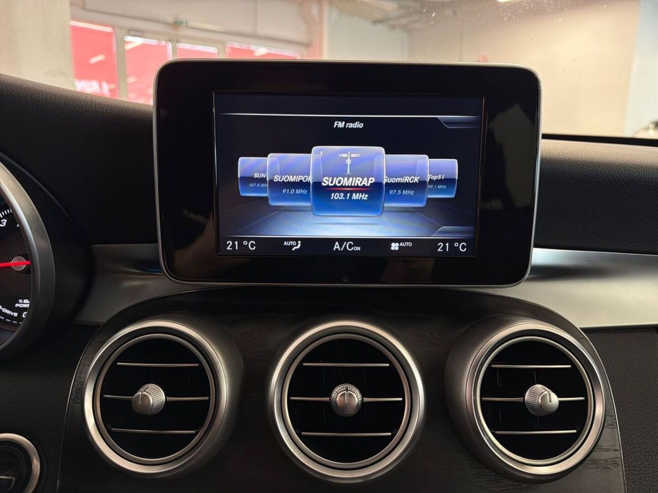 Mercedes-Benz C vaihtoauto