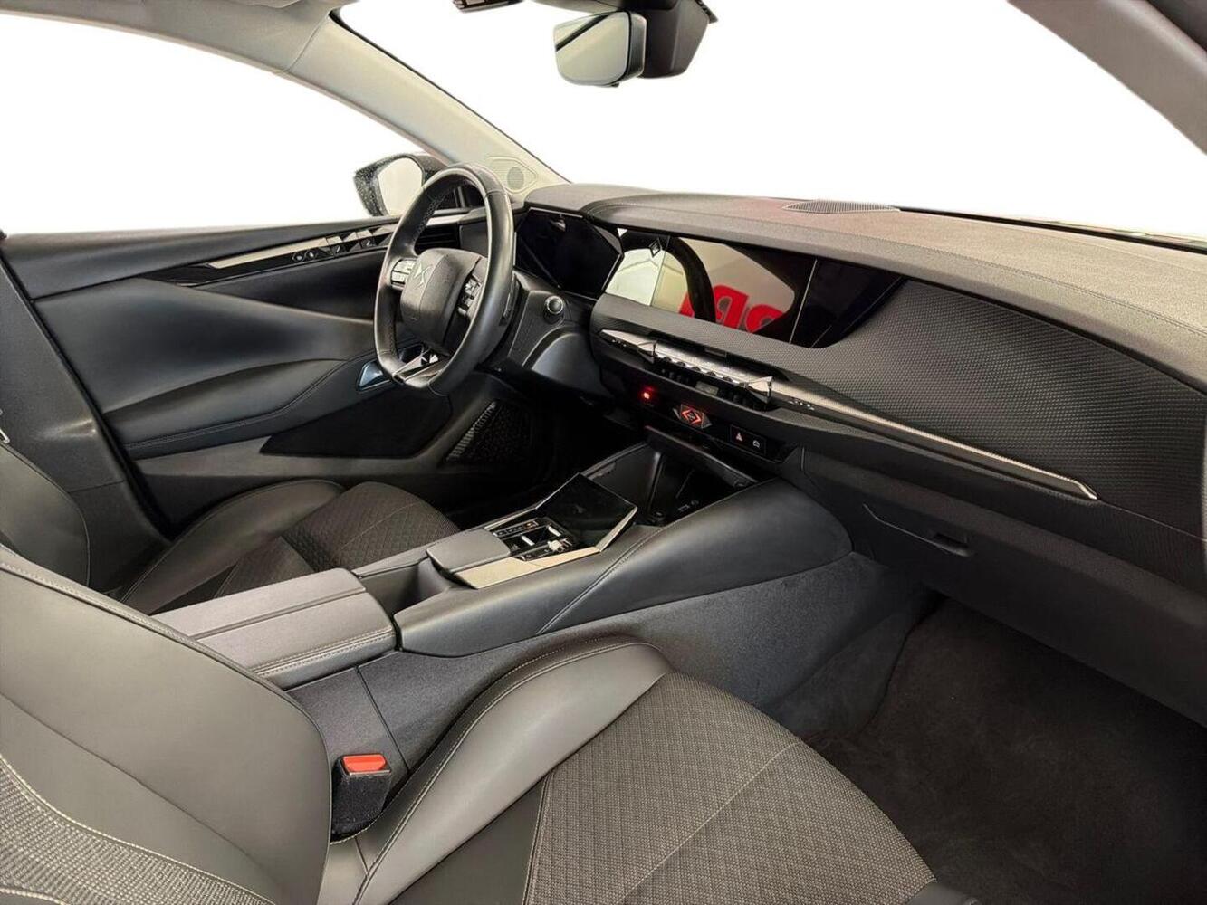 DS 4 vaihtoauto