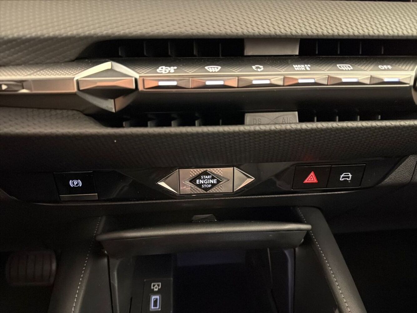 DS 4 vaihtoauto