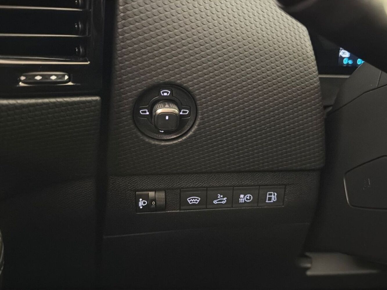 DS 4 vaihtoauto