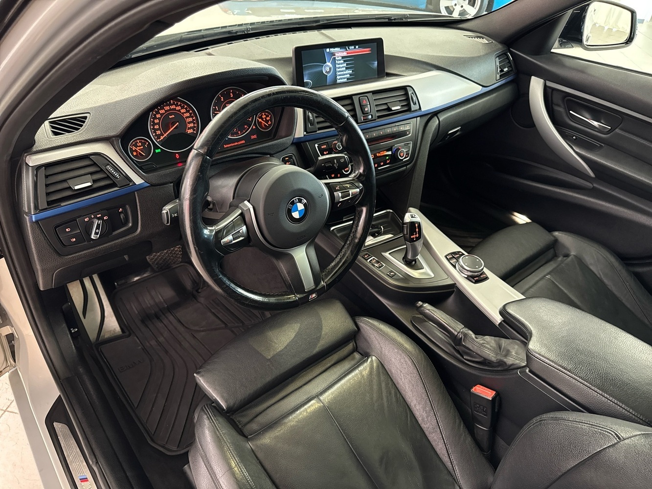 BMW 335 vaihtoauto