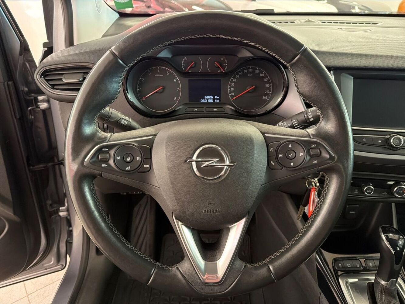 Opel Crossland vaihtoauto