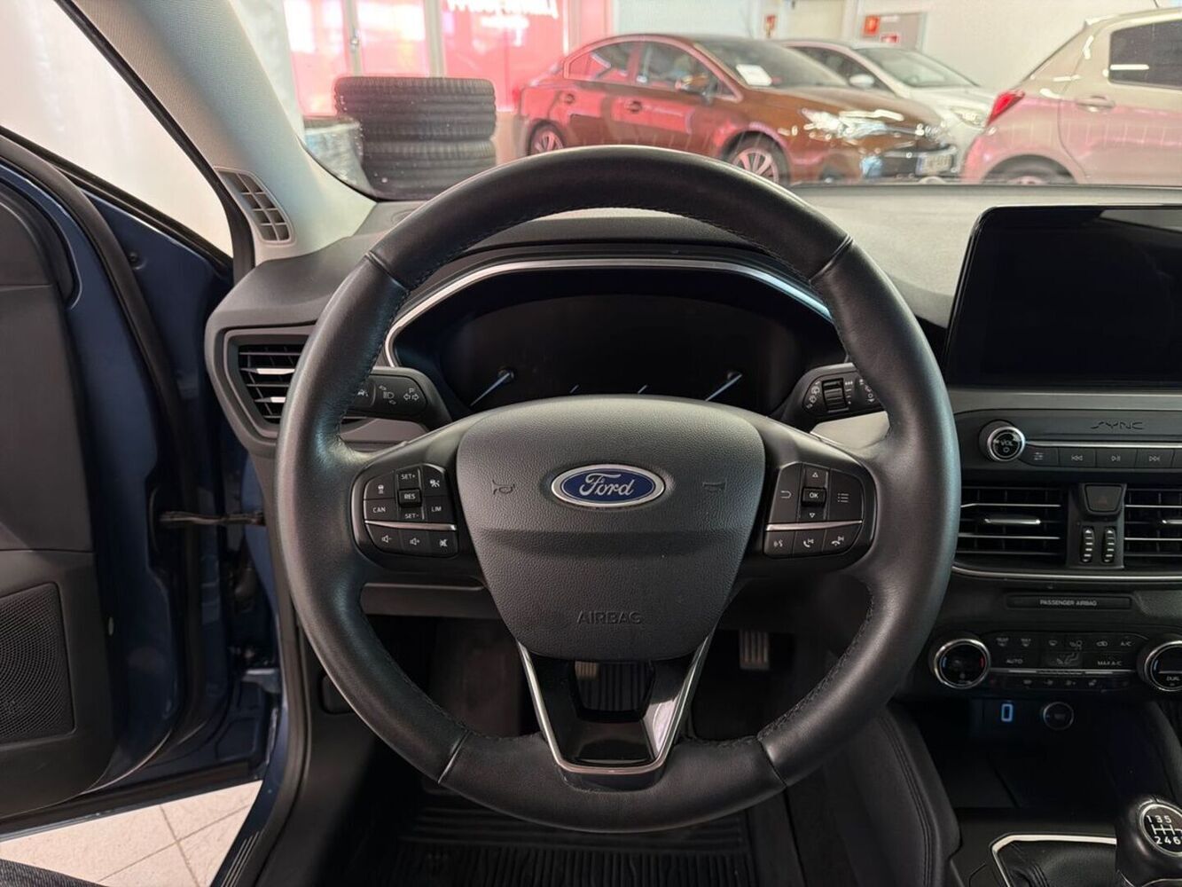 Ford Focus vaihtoauto