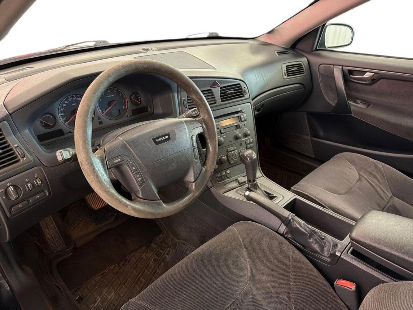 Volvo V70 vaihtoauto