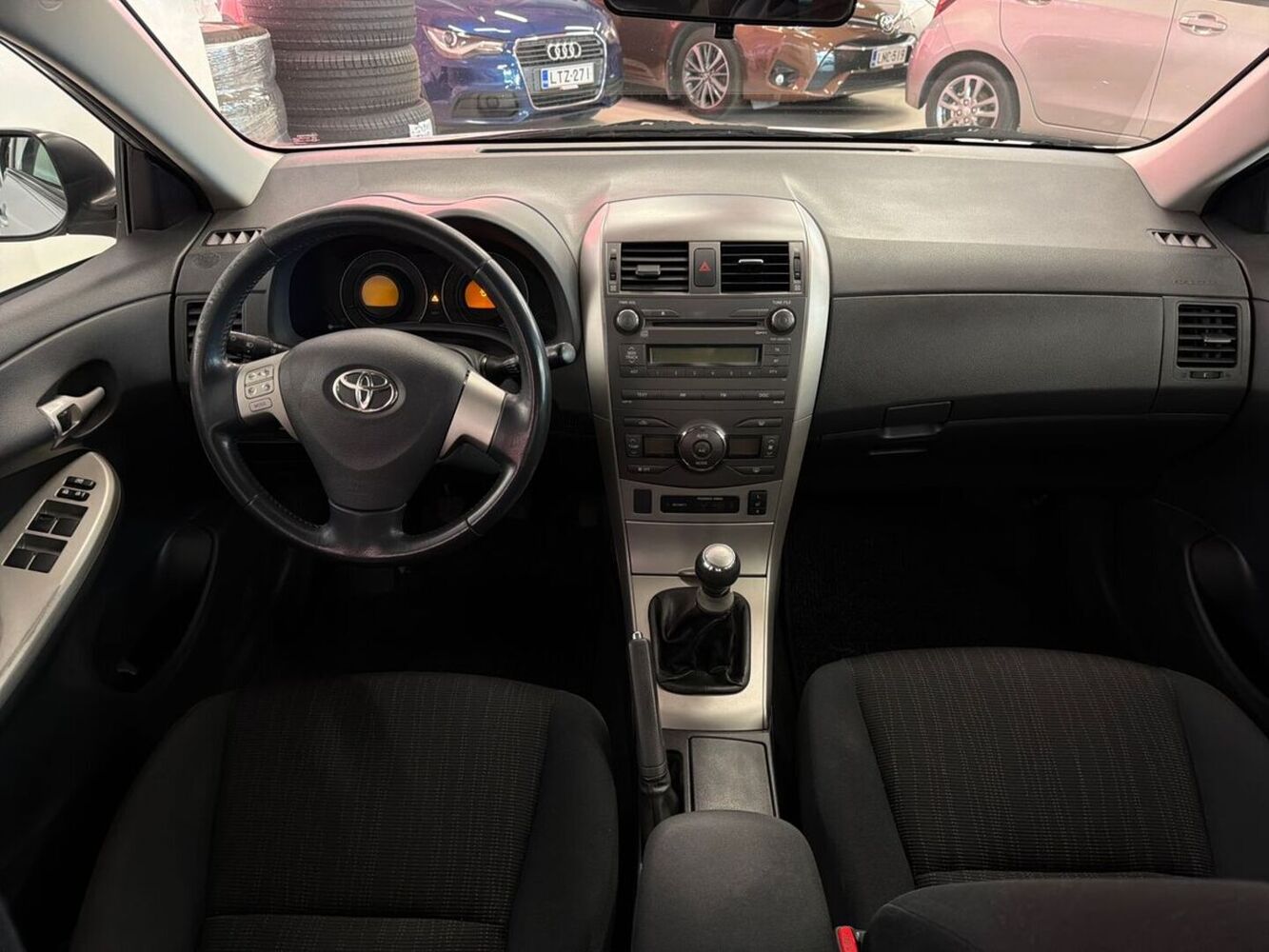 Toyota Corolla vaihtoauto