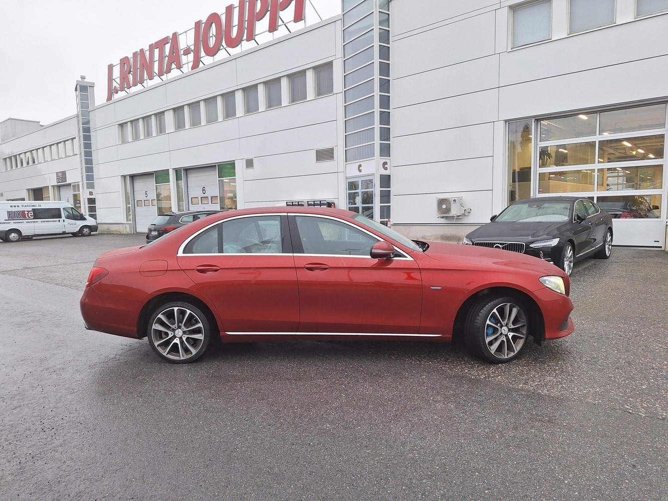Mercedes-Benz E vaihtoauto