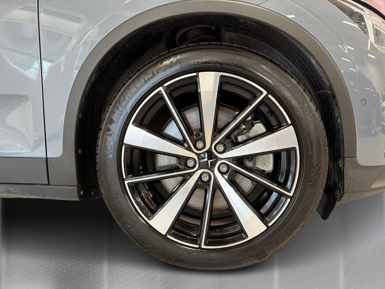 Polestar 2 vaihtoauto