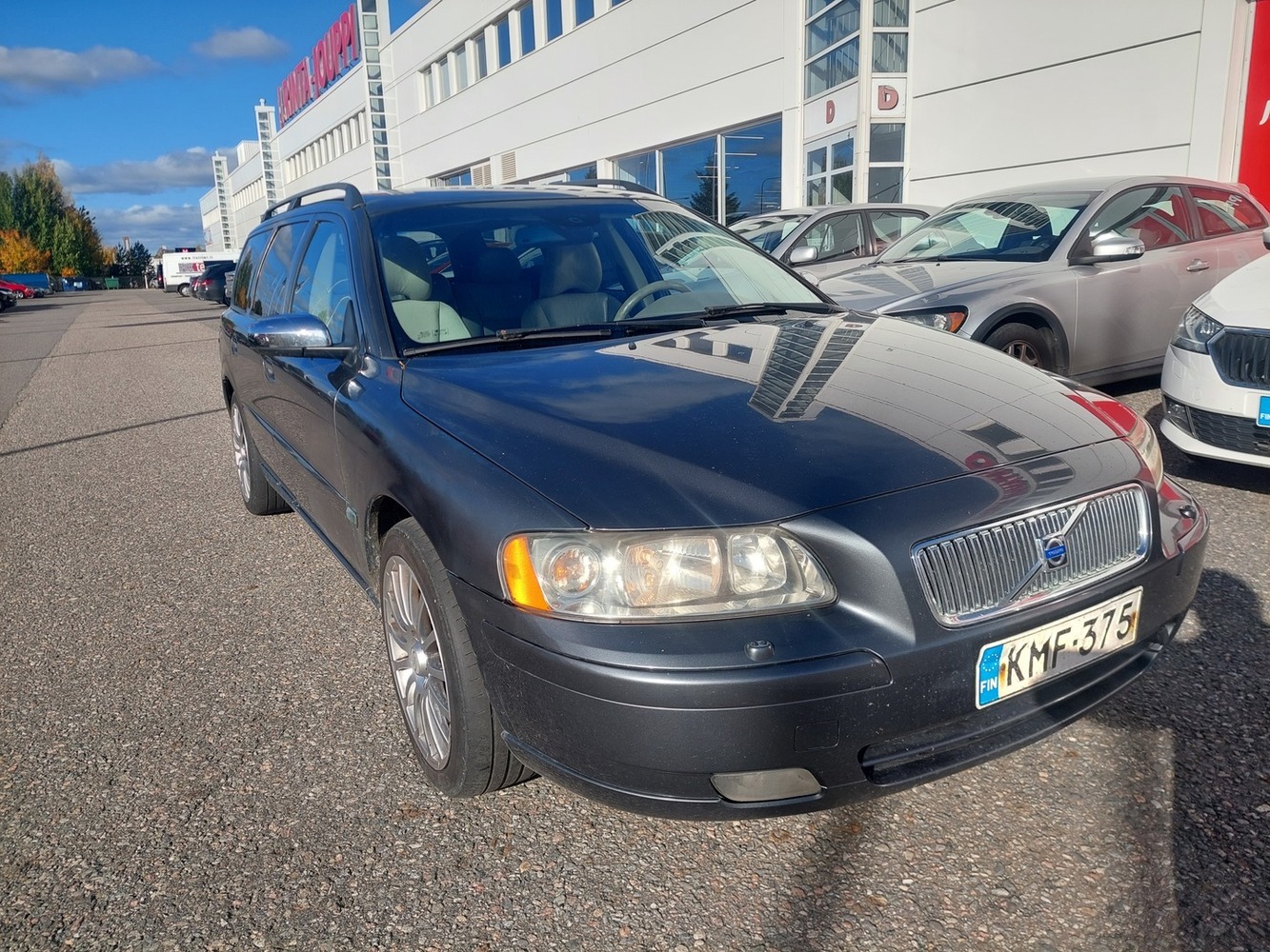 Volvo V70 vaihtoauto