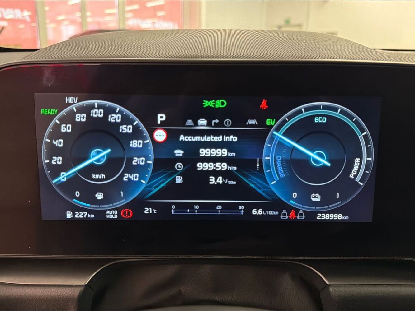 Kia Niro vaihtoauto