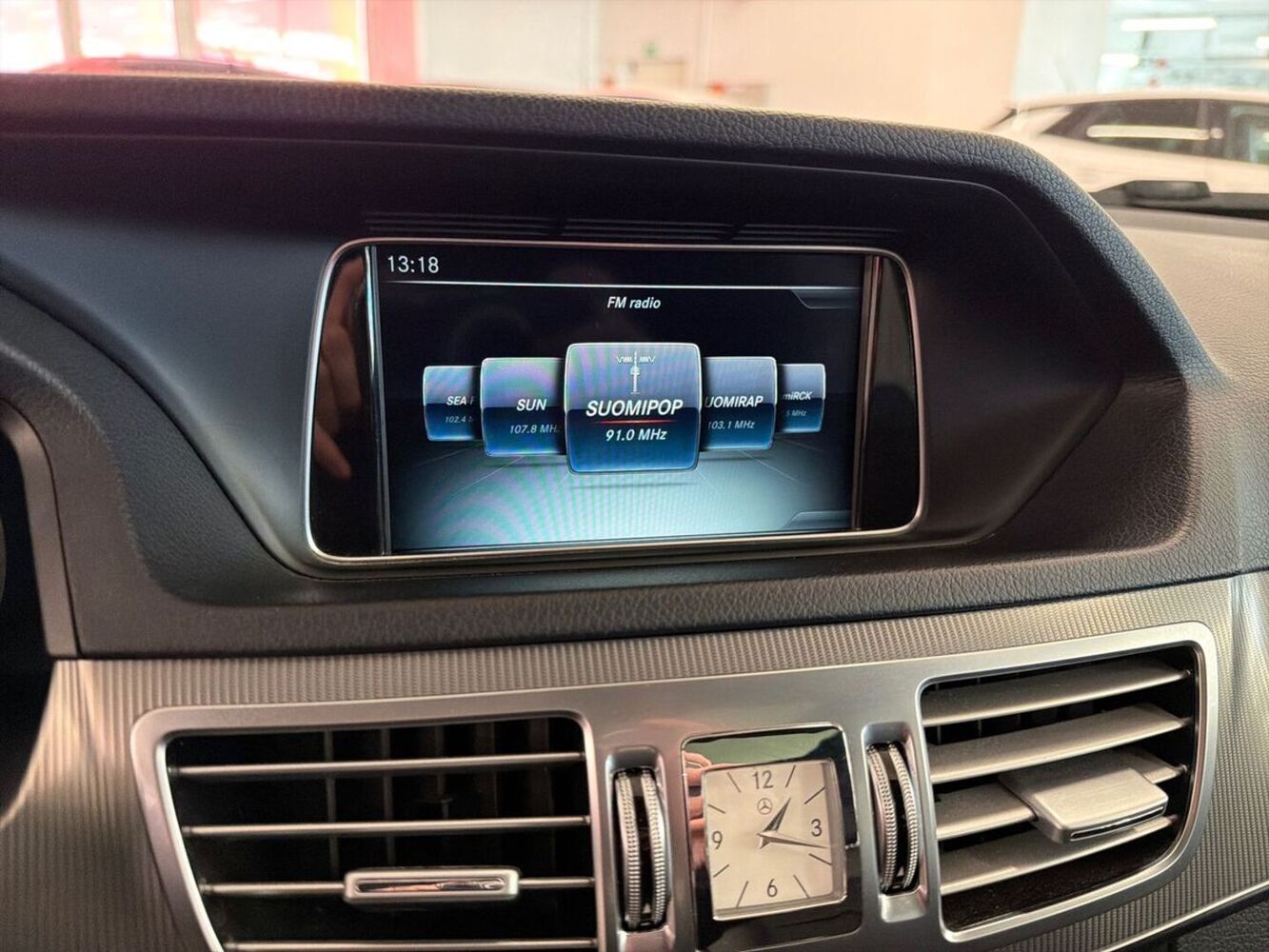 Mercedes-Benz E vaihtoauto