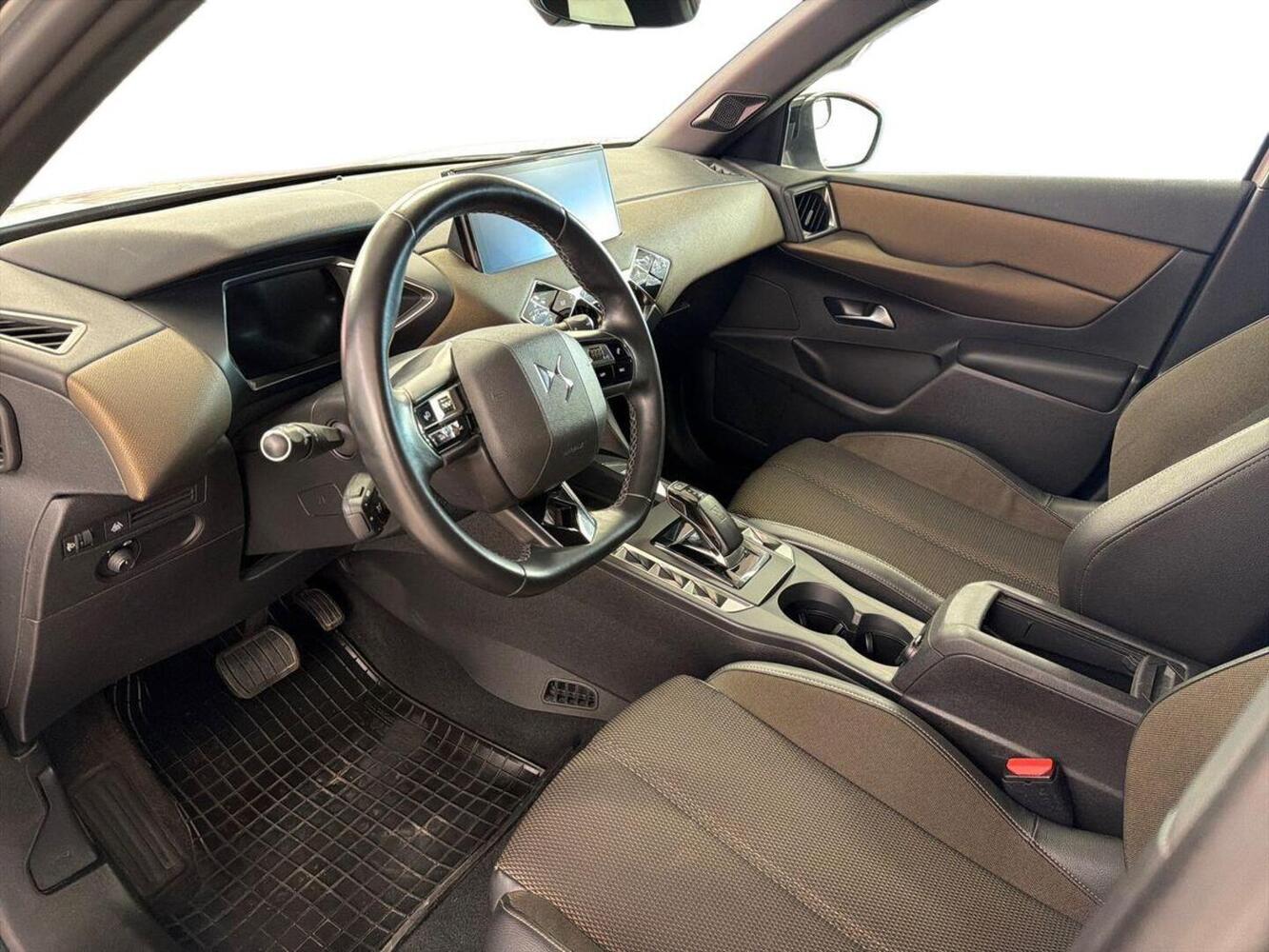 DS 3 Crossback vaihtoauto