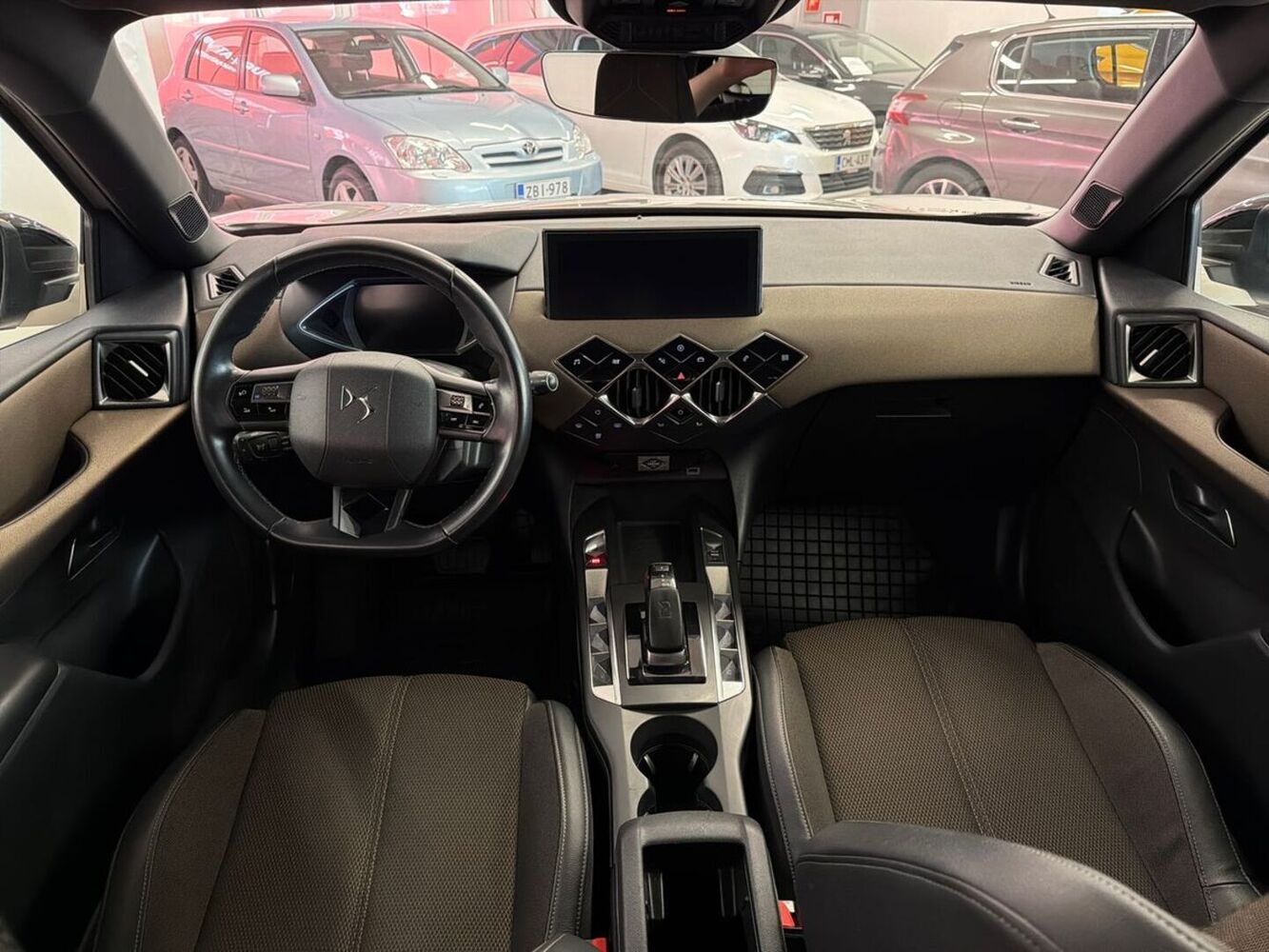 DS 3 Crossback vaihtoauto