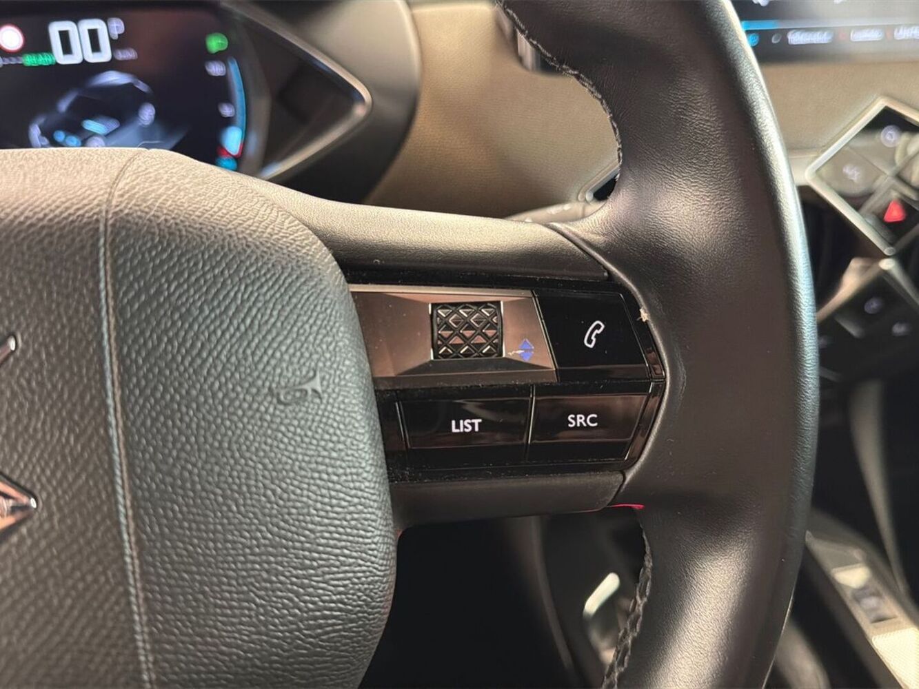DS 3 Crossback vaihtoauto