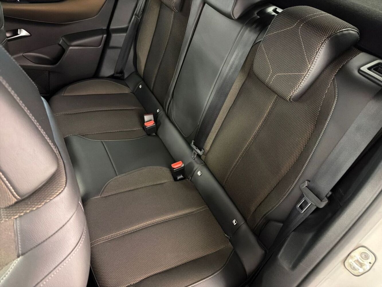 DS 3 Crossback vaihtoauto